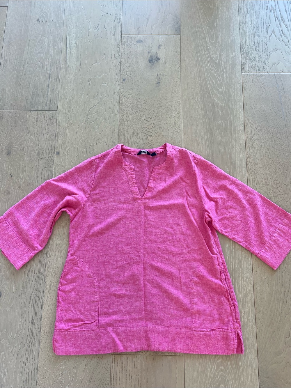 Land’s End Bright Pink V-Neck Tunic Top Size Large (L)
